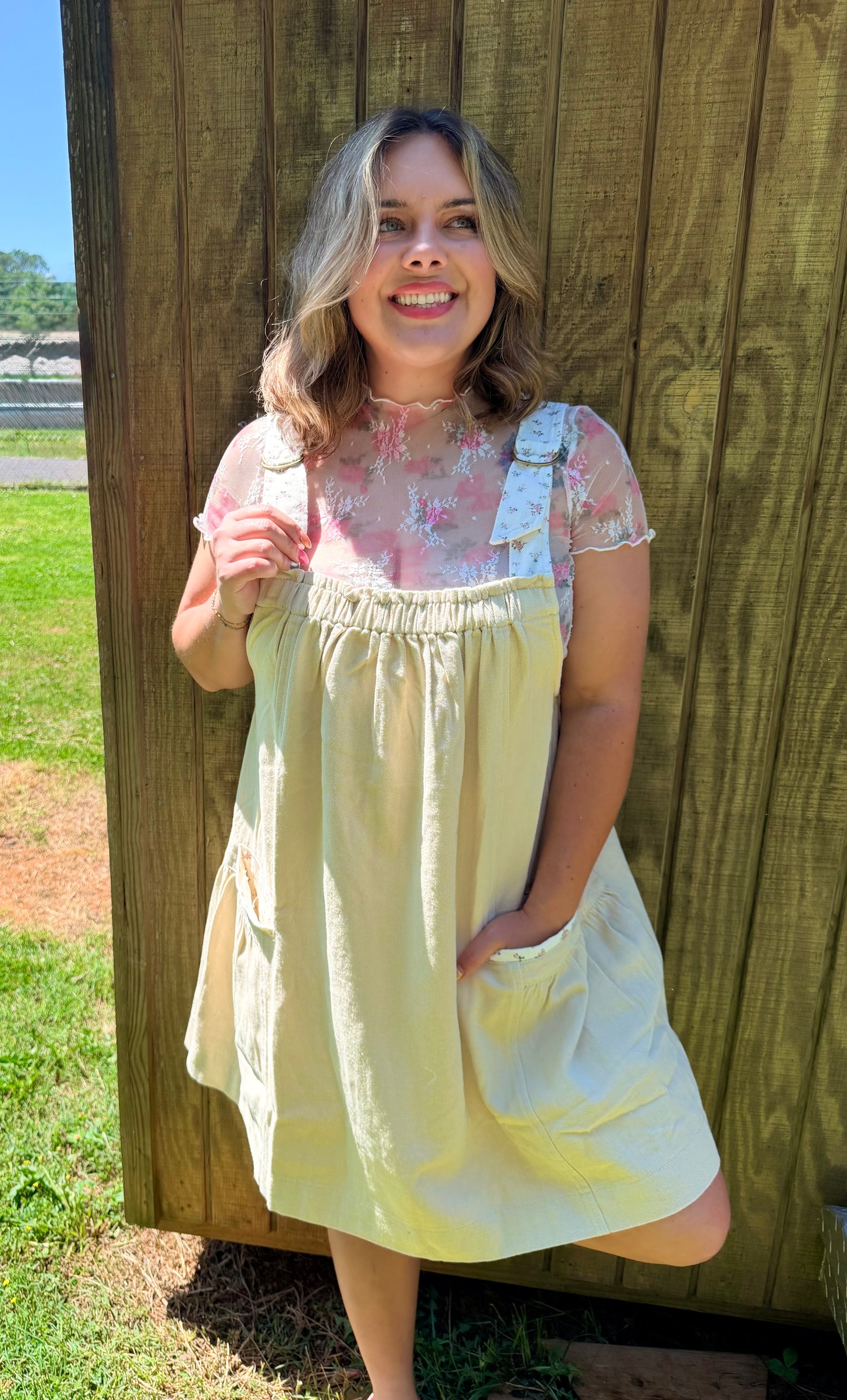 Flower Lace Short Sleeve Crop