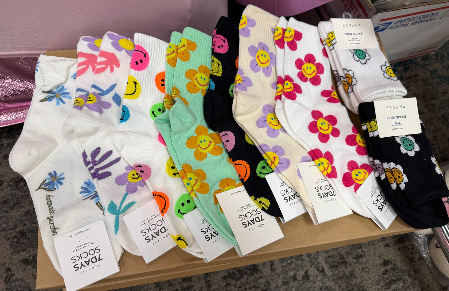 Flower/Smiley Crew Socks