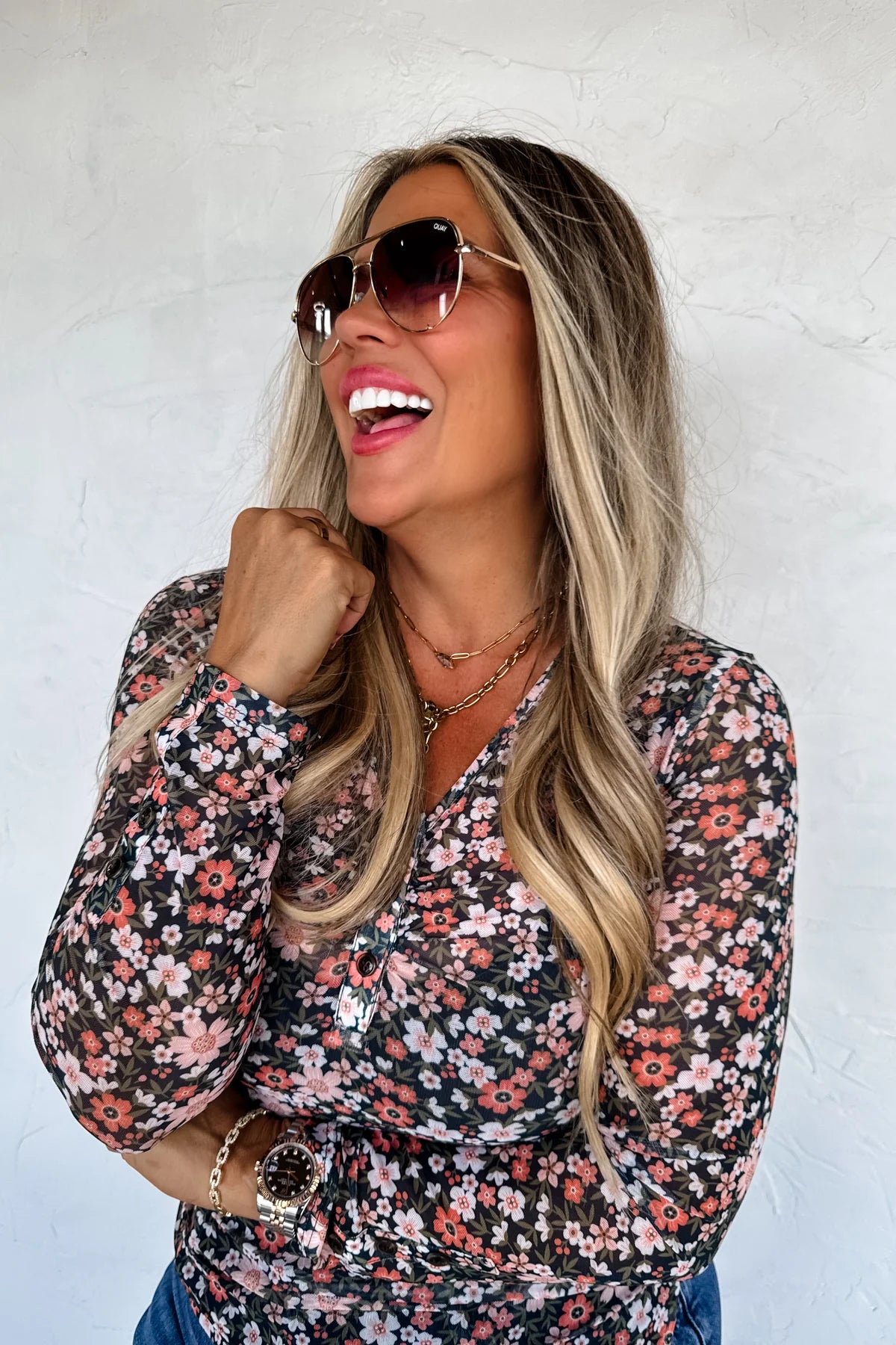 PO- Vneck Mesh Top