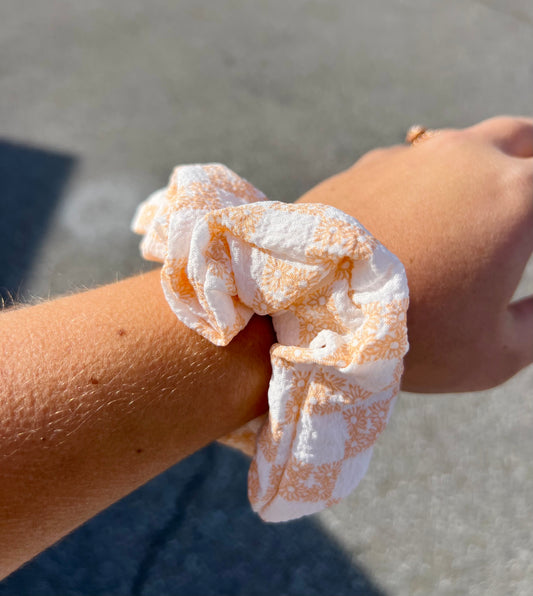 Checkered Flower Scrunchie