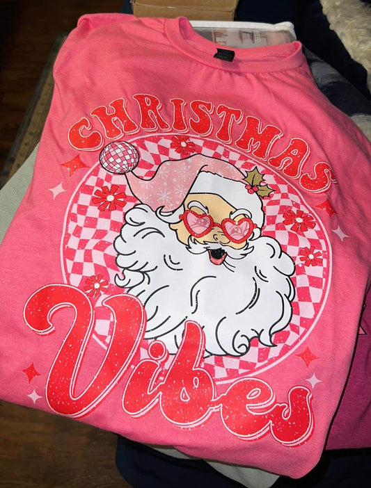 Pink Christmas Vibes T-shirt